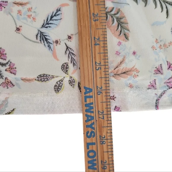 Lane Bryant Buttercup Yellow Floral Blouse Sz 18/20 Flowy Top Romantic Spring - Picture 14 of 14